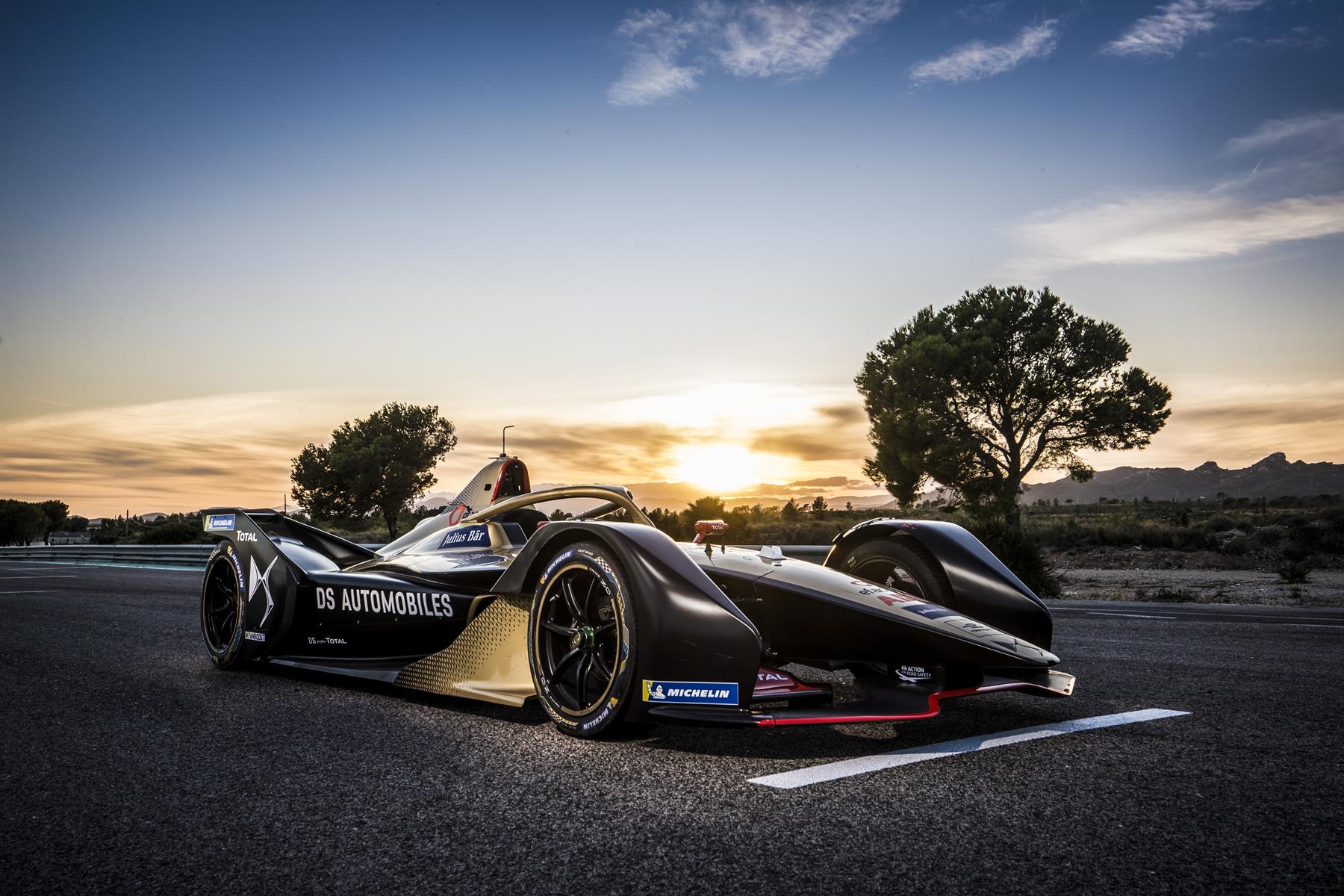 Wie Schnell Fährt Ein Formel E Auto